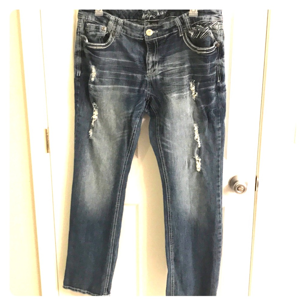 Ariya Jeans